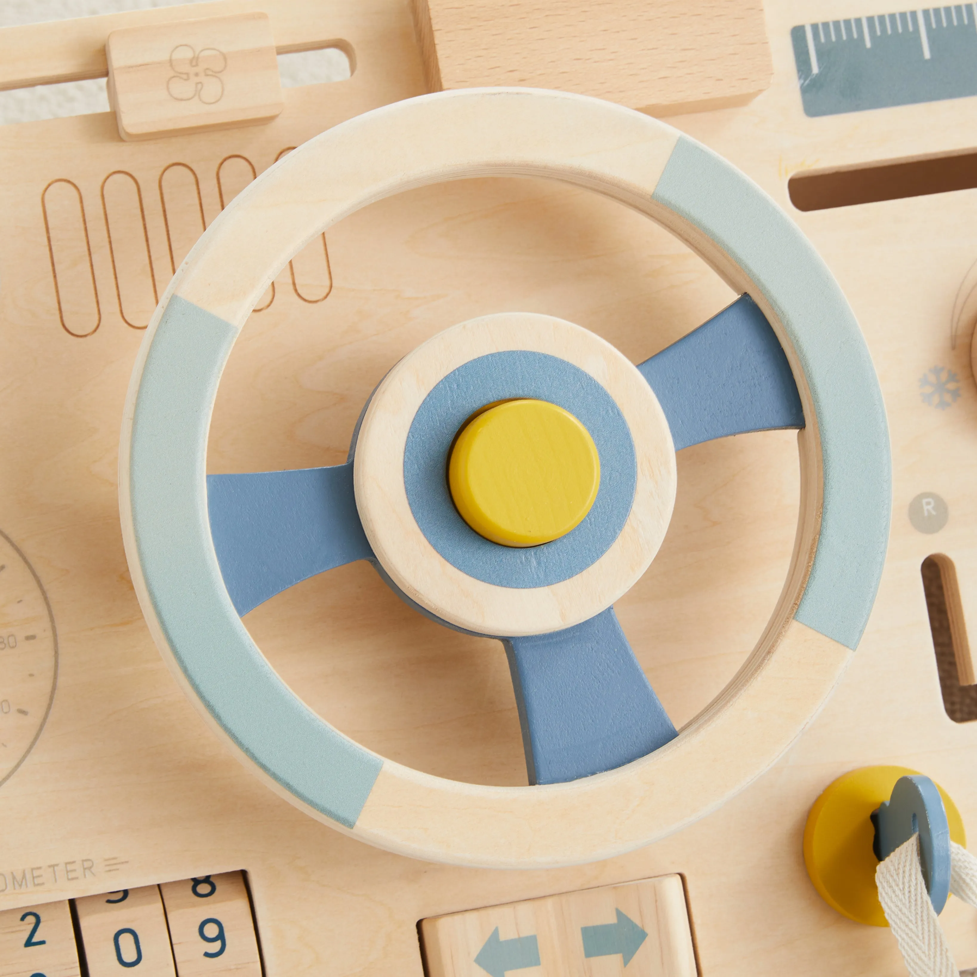 Beep Beep Busy Board by Wonder and Wise