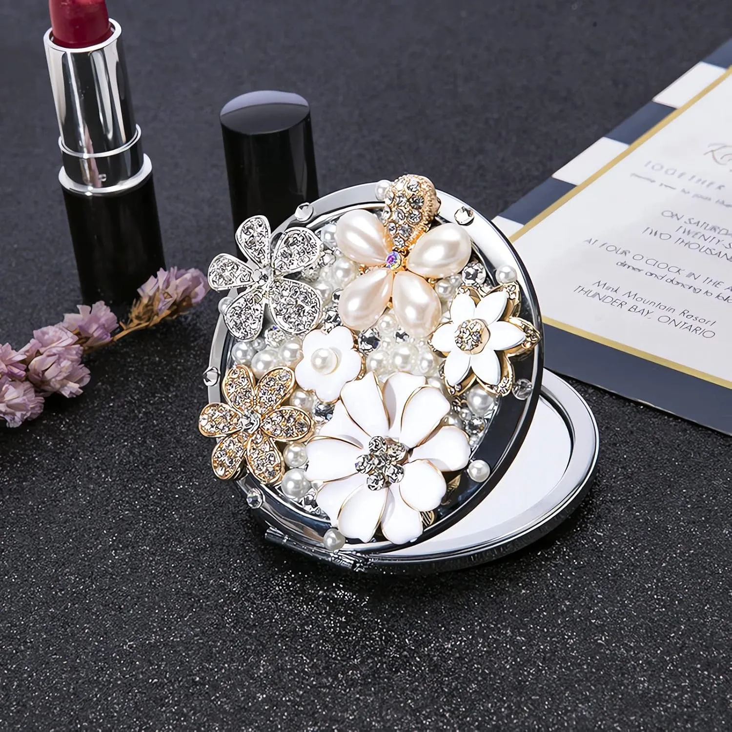 Compact Mirror 1x/2x Magnification Pocket Mirror for Women Portable Mirror 3inch Cute Small Mirror Travel Makeup Mirror (Daisy)