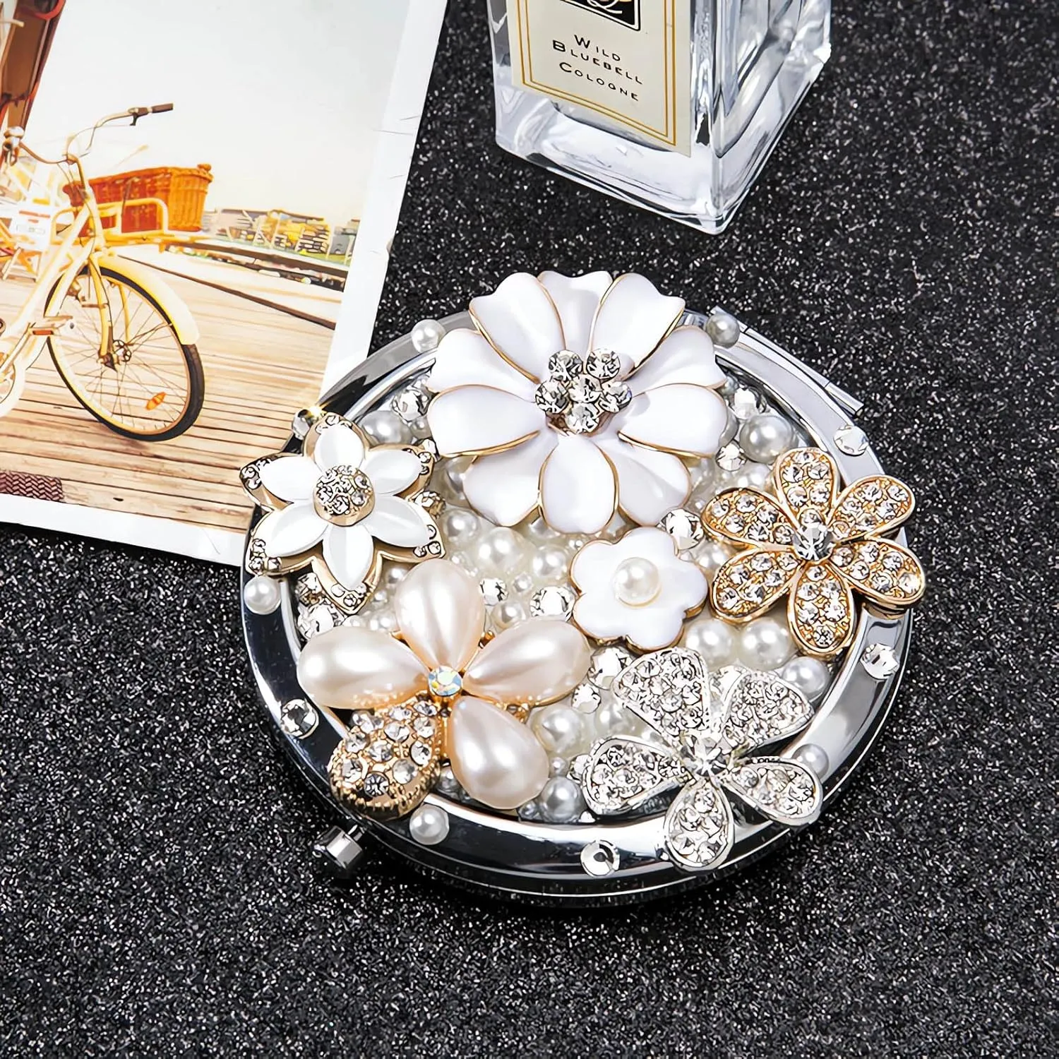Compact Mirror 1x/2x Magnification Pocket Mirror for Women Portable Mirror 3inch Cute Small Mirror Travel Makeup Mirror (Daisy)