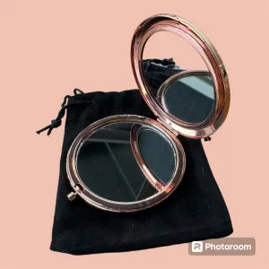 Compact Mirror