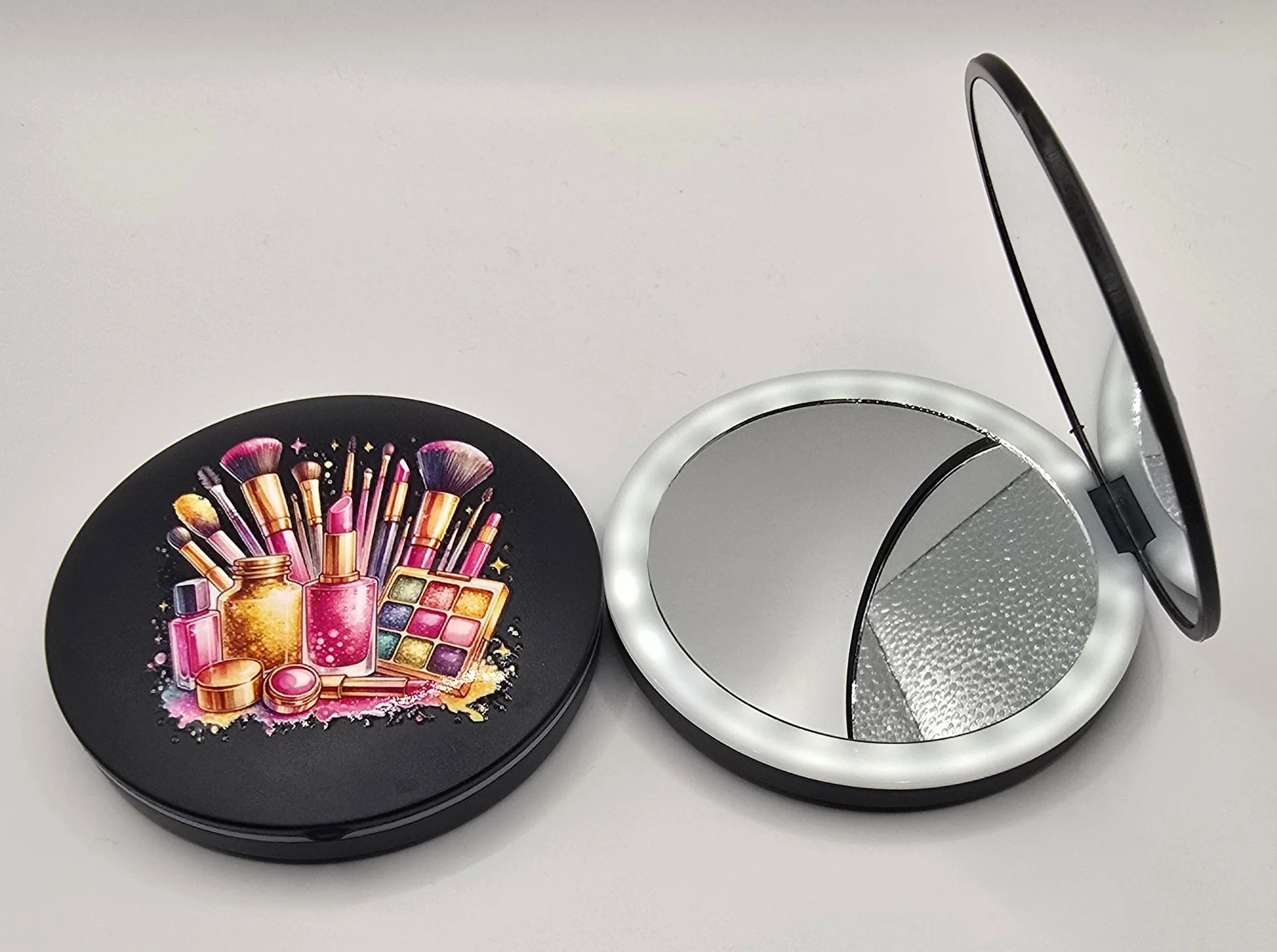 Compact Mirror