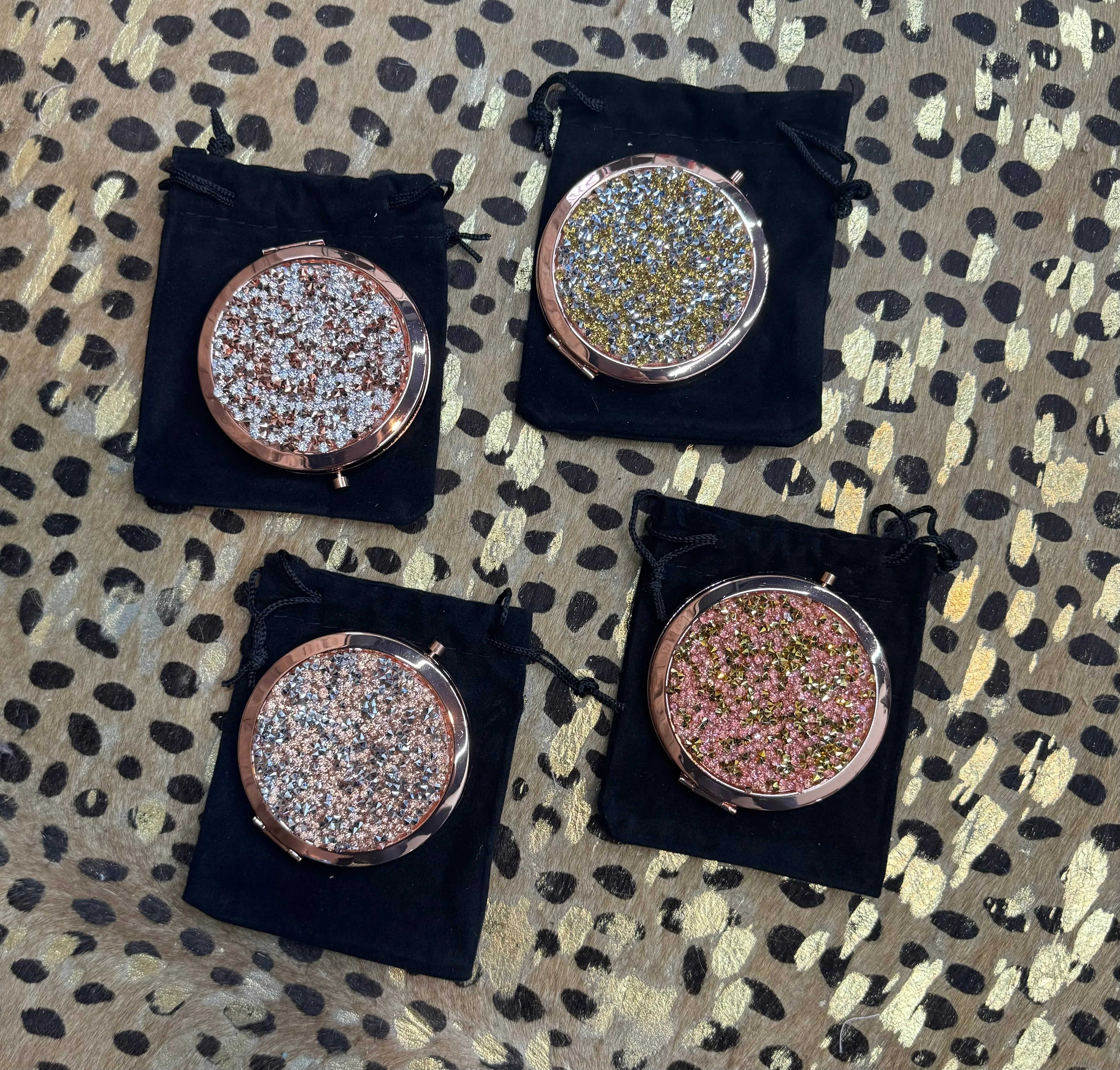 Compact Mirror