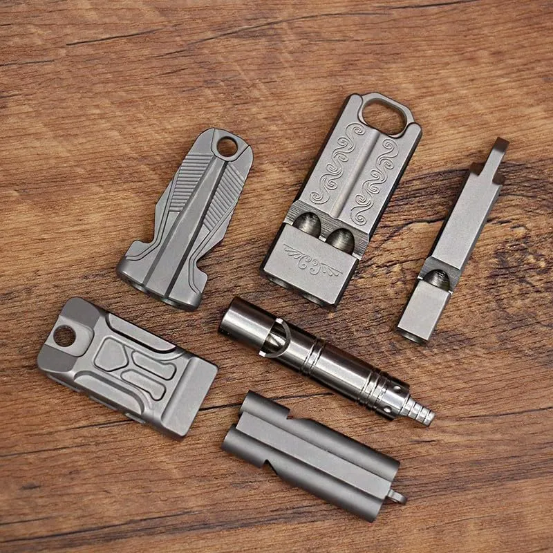 EDC Titanium Alloy Whistle, High Pitched Outdoor Survival Whistle, High Decibel, Explosive Sound, High Frequency, Wilderness Rescue Whistle, Bird Training Pigeon Whistle