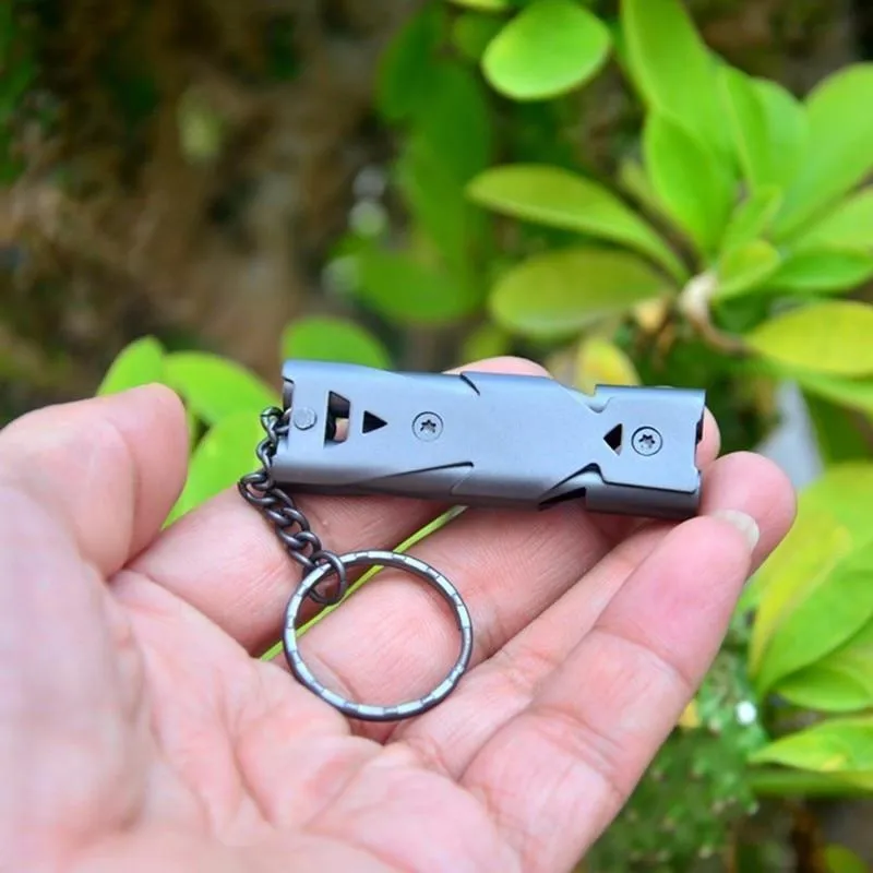 EMERGENCY SURVIVAL SAFETY WHISTLE