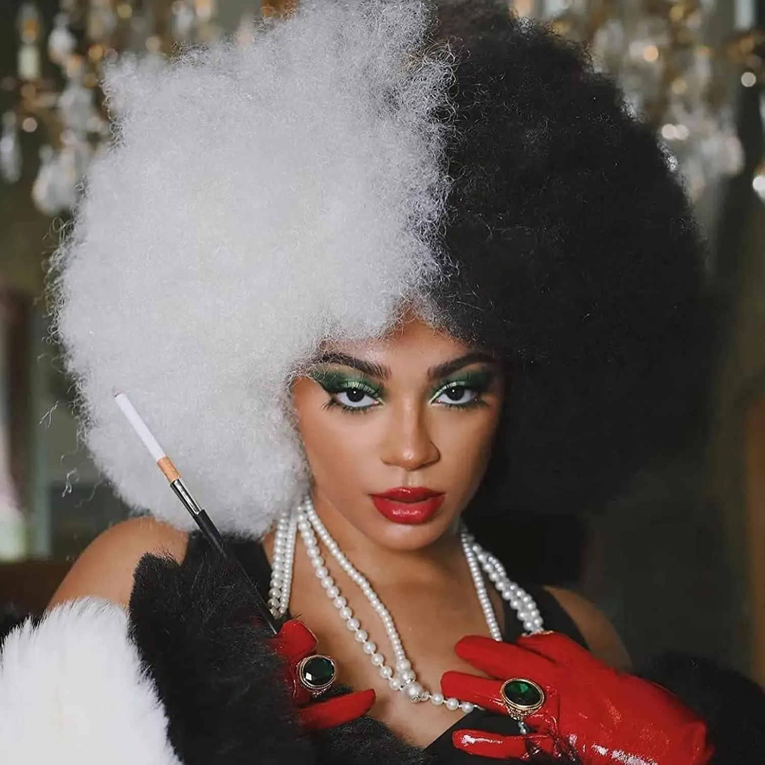 G&T Wig Cruella Deville Black and White Wig for Women Short Afro Puff Wig Cruella Costume Wig for Cosplay Halloween Party (Black and White)