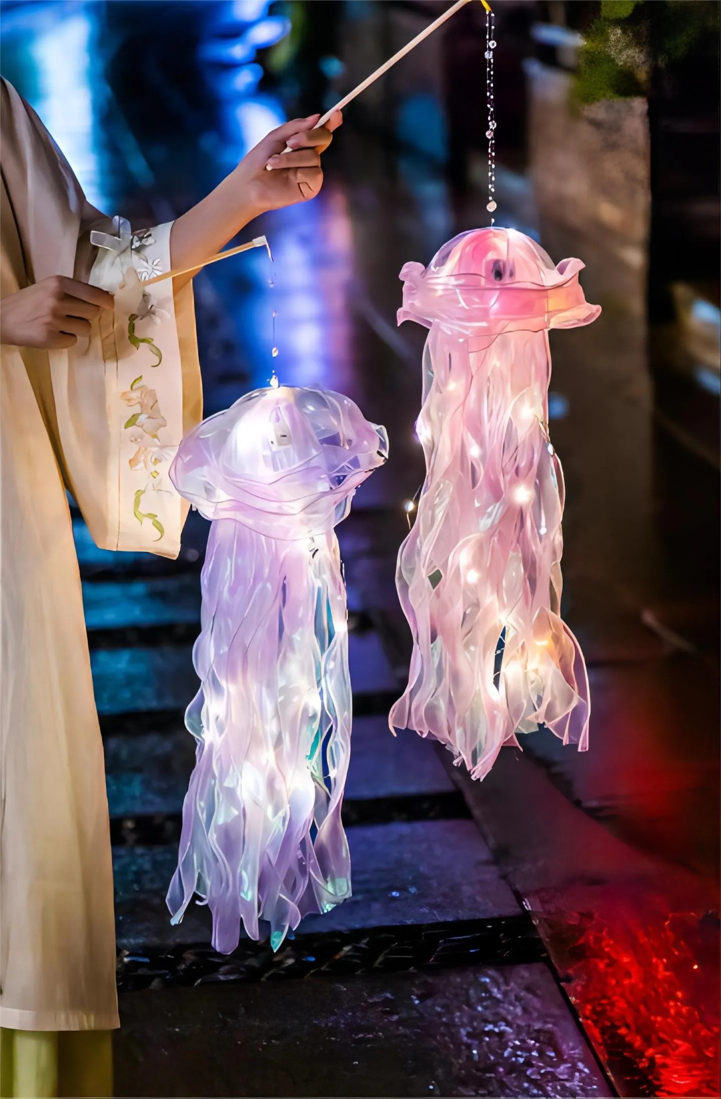 Jellyfish Lantern Night Light