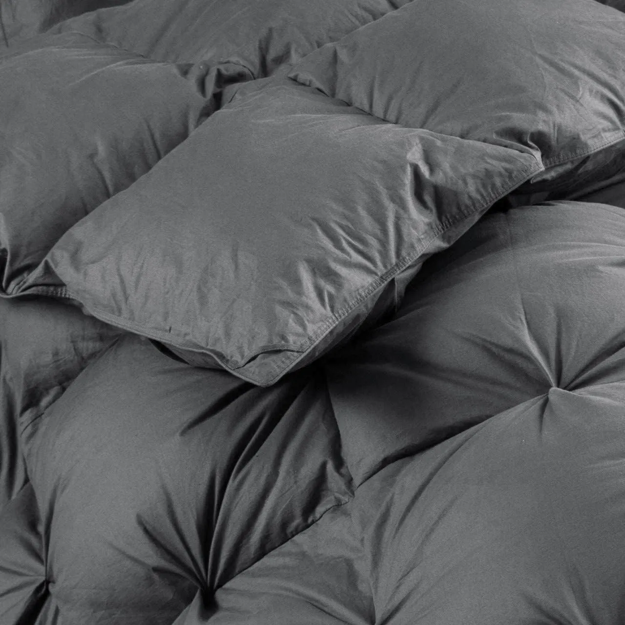 Luxurious All-Season Goose Down Feather Fiber Comforter King Size Duvet Insert, Exquisite Pinch Pleat Ruffled Twisted Flower, Premium Baffle Box, 100% Egyptian Cotton Cover, 70 oz. Fill Weight, Gray