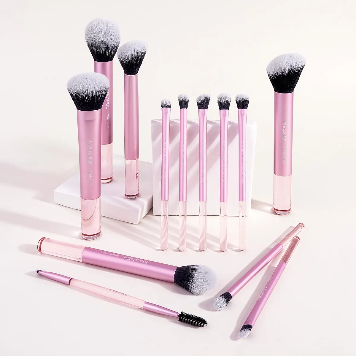 MAANGE 13 PCS Makeup Brushes Professional Make Up Brushes Premium Synthetic Powder Concealers Brushes Travel Makeup Brush Set with Case (Pink)