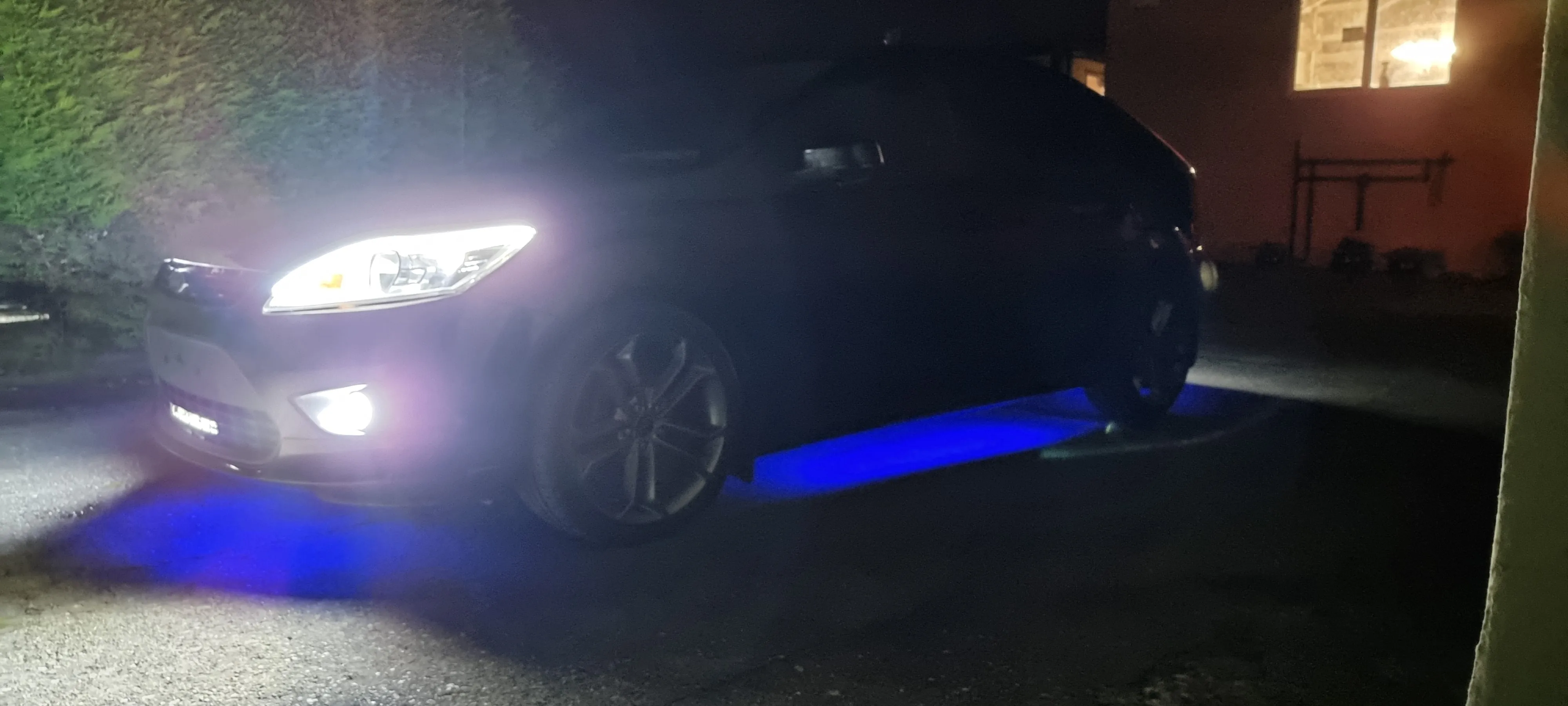 MULTICOLOR MODE Car led underglow lights with high quality chips have bright colors