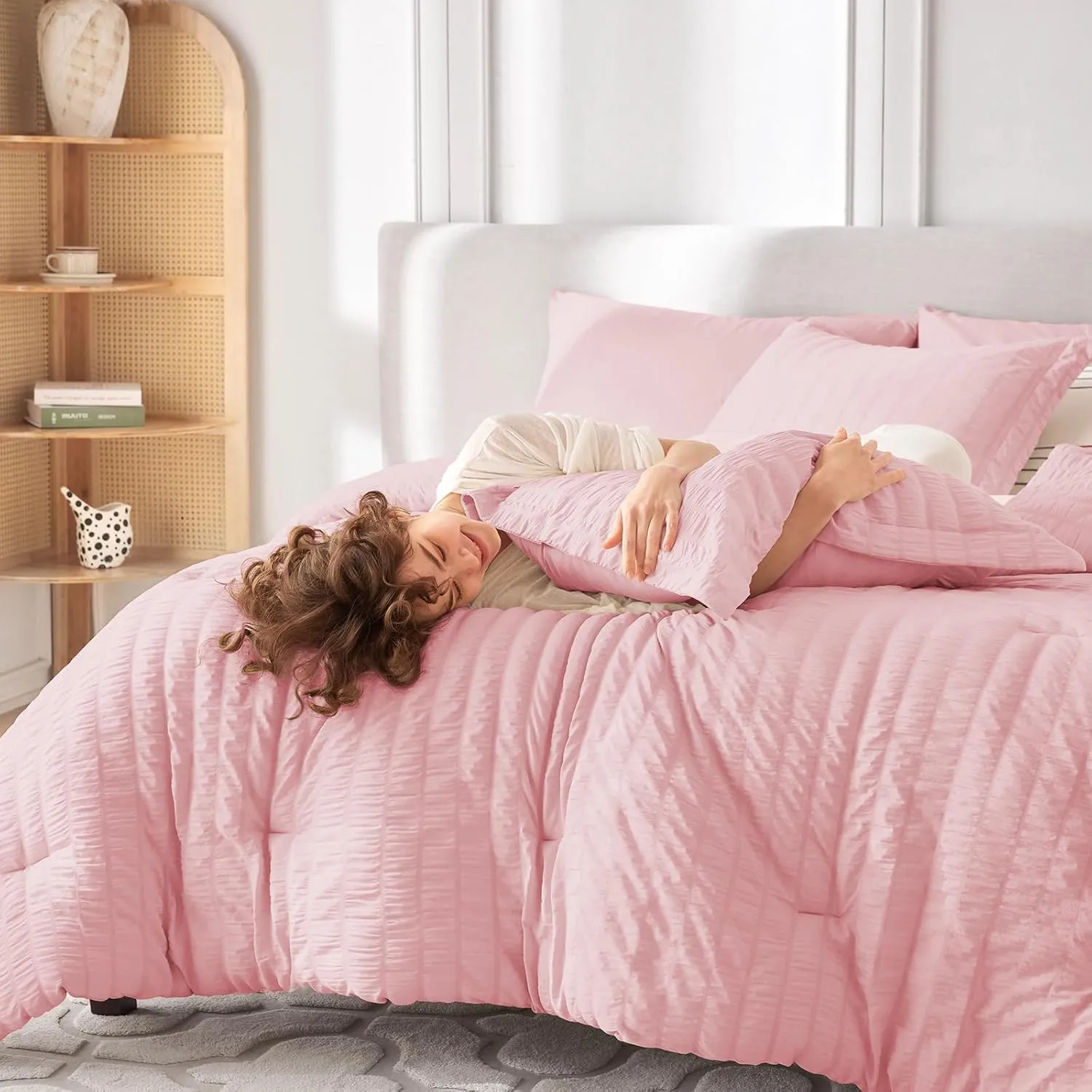 MUXHOMO 7 Pieces Queen Comforter Set, Seersucker Bed in a Bag Queen Size, All Season Luxury Bedding Set with Comforter, Flat Sheet, Fitted Sheet, Pillowcases & Shams, Pink
