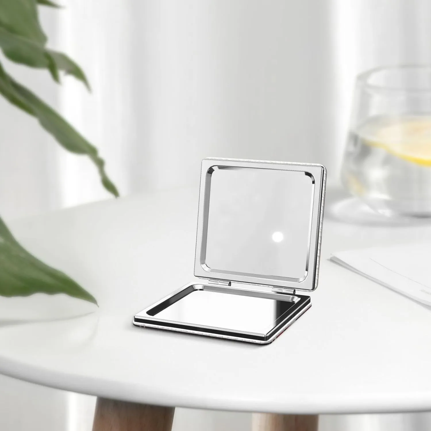 Red Wine Glass Cheers Portable Pocket Cosmetic Mirror-Compact and Light, It is A Necessary Thing to Go Out for Beauty and Makeup