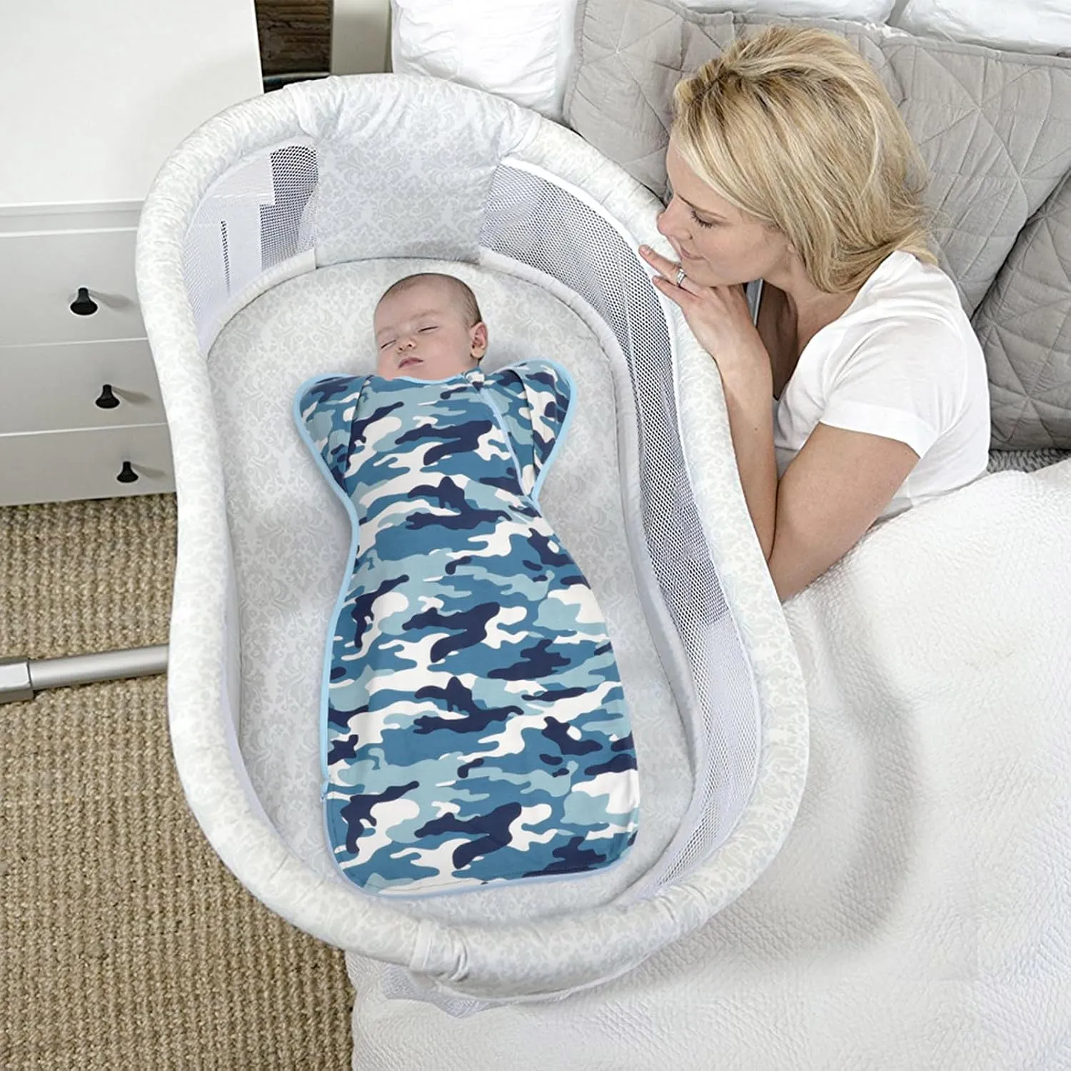 Swaddle Blanket Sleep Sack with Arms Up Design 2 Packs, Hands Up Sleeping Sack 3-Way Transitions to Arms-Free Wearable Sleeping Bag for Newborn Baby Boys Girls Snug Fit Calms Startle Reflex