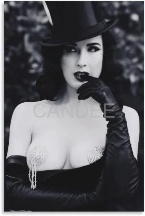 WACYYIO Dita Von Teese Sexy Model Poster Black And White Poster (3) Canvas Painting Wall Art Poster for Bedroom Living Room Decor 20x30inch(50x75cm)