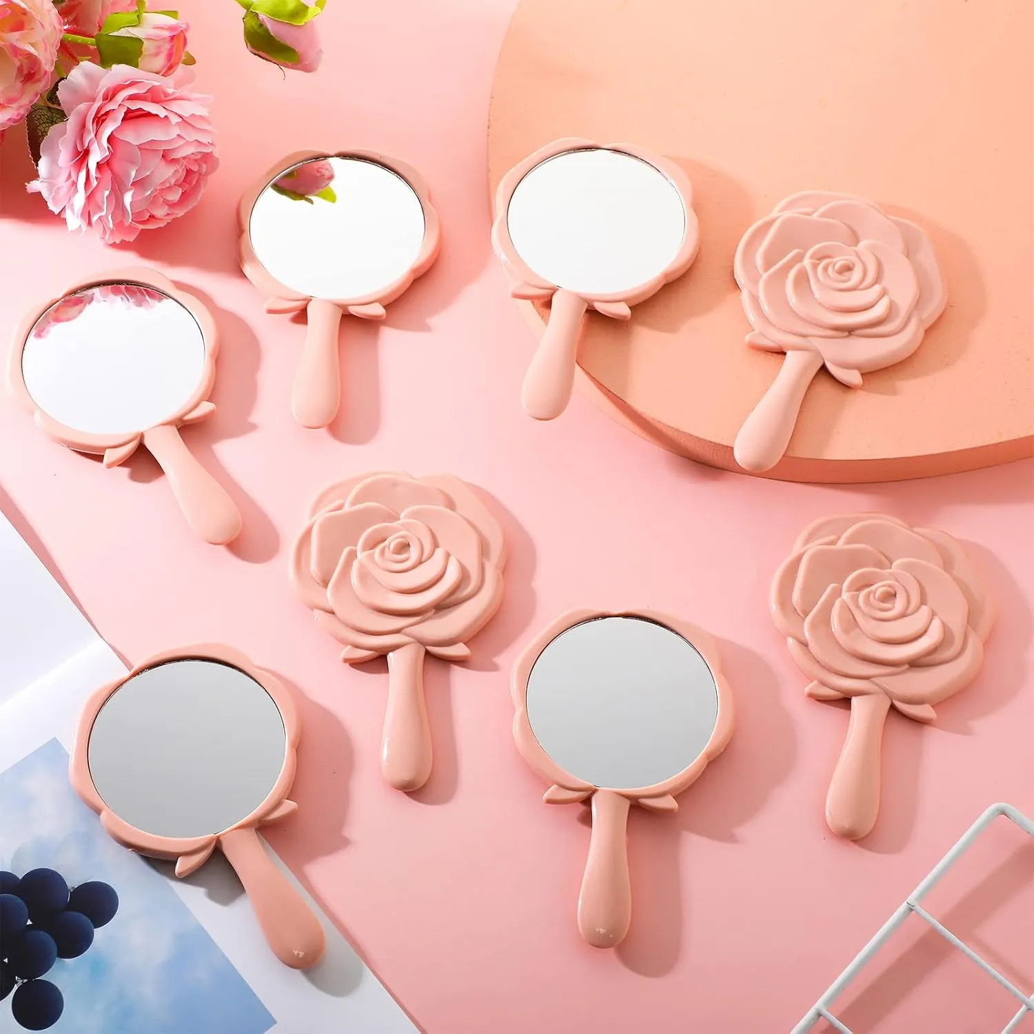 Wesiti 18 Pcs Handheld Compact Rose Design Princess Mirror Portable Makeup Mirror for Girls & Women Princess Party Favors Quinceanera Party Favors (Pink)
